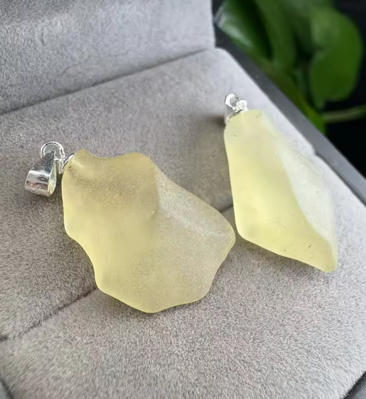 1Pc Natural Raw Libyan Gold Tektite Meteorite Pendant Irregular Shape